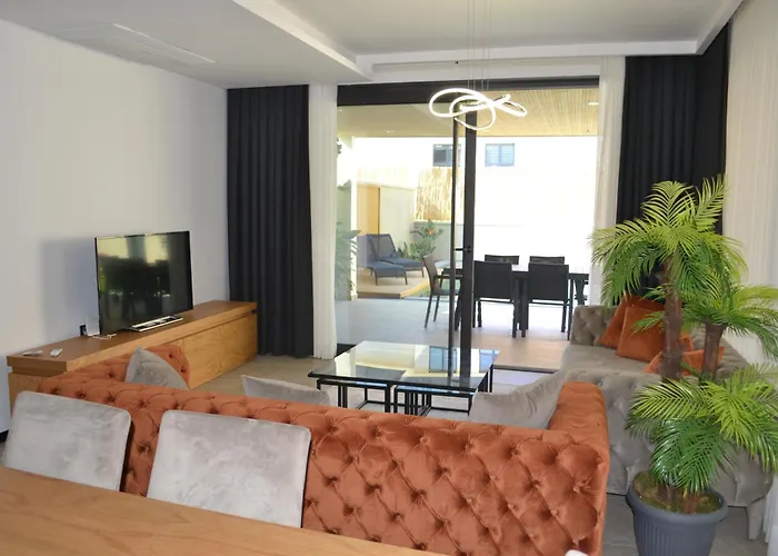 Merkez Sueper Lueks Villa *