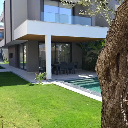 Merkez Süper Lüks * Çeşme